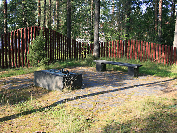 Surujenpuisto